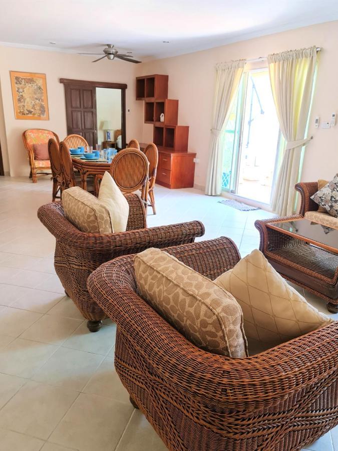 Butterfly Garden Boutique Residences by Luxury View SHA Extra Plus Pattaya Extérieur photo