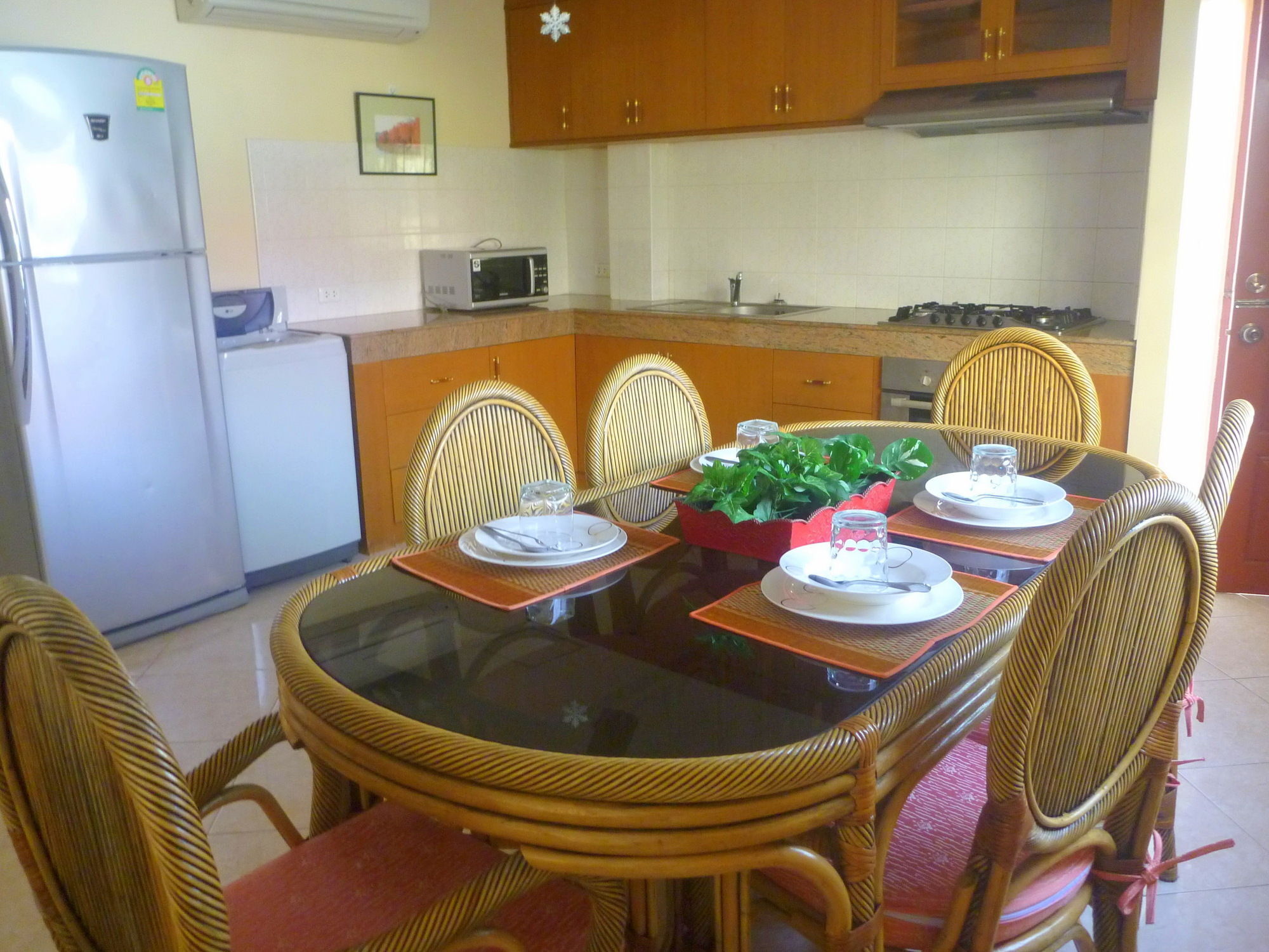 Butterfly Garden Boutique Residences by Luxury View SHA Extra Plus Pattaya Extérieur photo