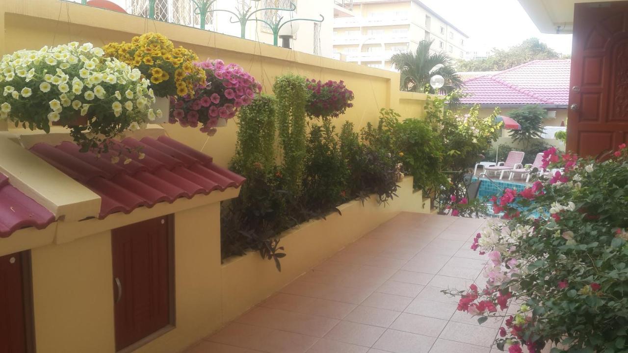 Butterfly Garden Boutique Residences by Luxury View SHA Extra Plus Pattaya Extérieur photo